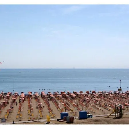 Beautiful Two Bedroom Facing The Sea - Sea View Apartamento Bibione