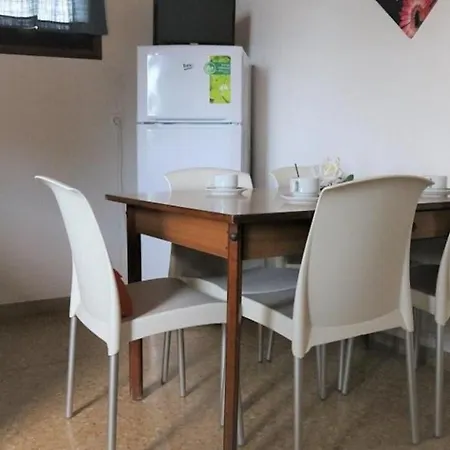 Apartamento Beautiful Two Bedroom Facing The Sea - Sea View *