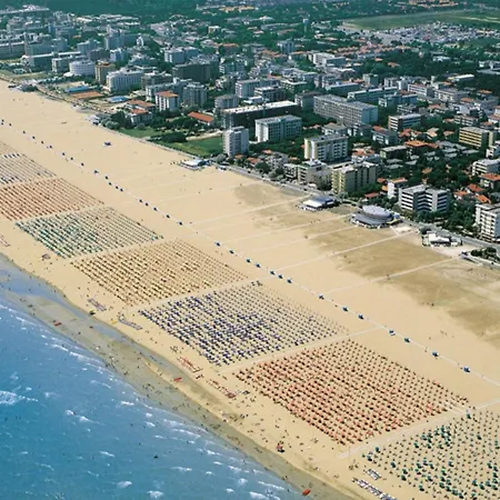 Beautiful Two Bedroom Facing The Sea - Sea View Apartment Bibione